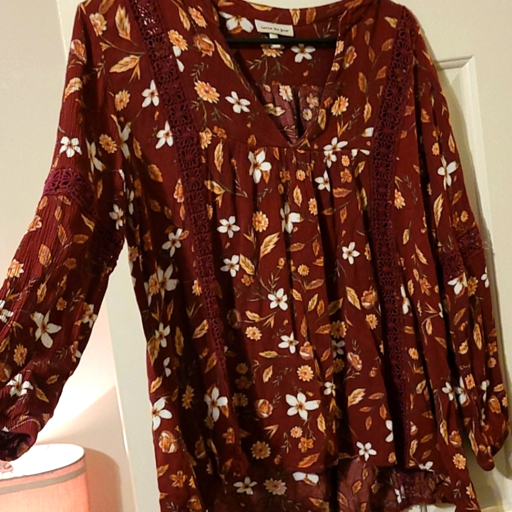 Maroon Top Size M - Picture 2 of 2